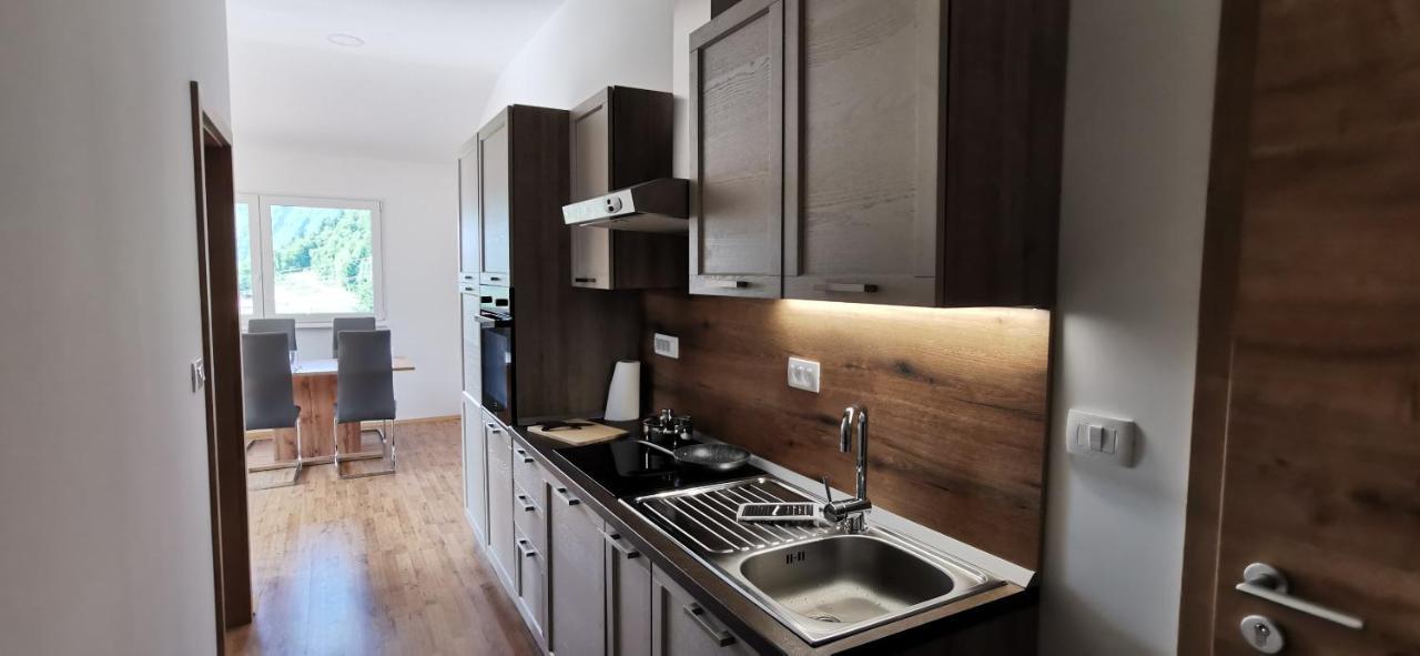 Apartmaji Tmaynka Tolmin Exteriör bild