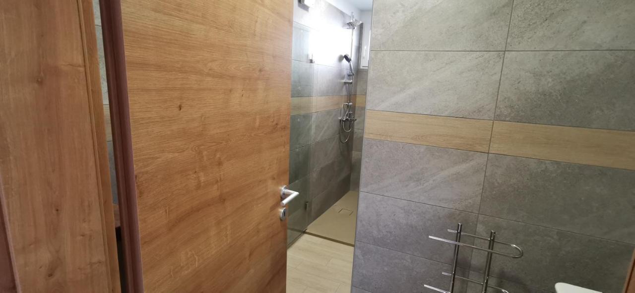 Apartmaji Tmaynka Tolmin Exteriör bild