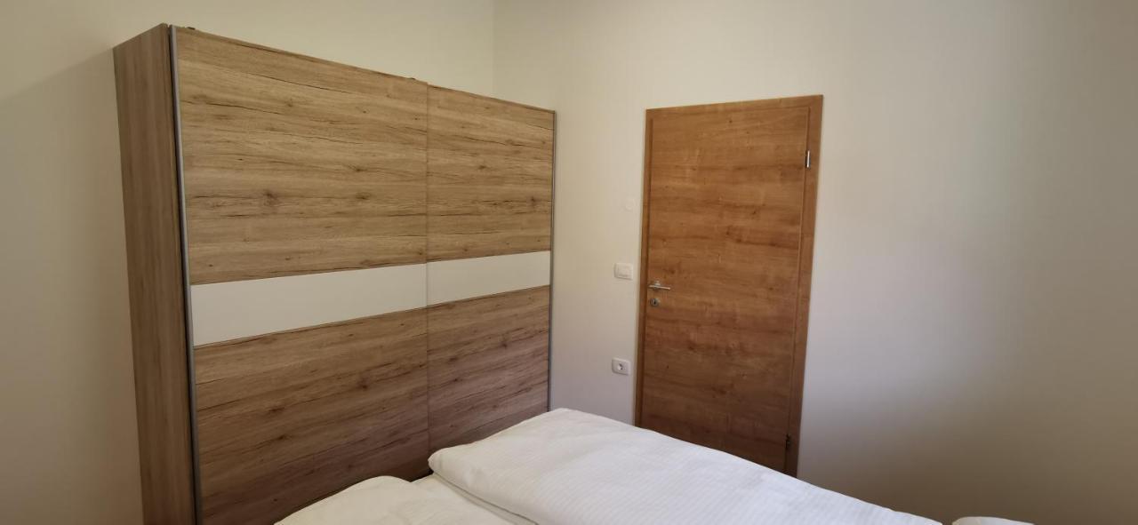 Apartmaji Tmaynka Tolmin Exteriör bild