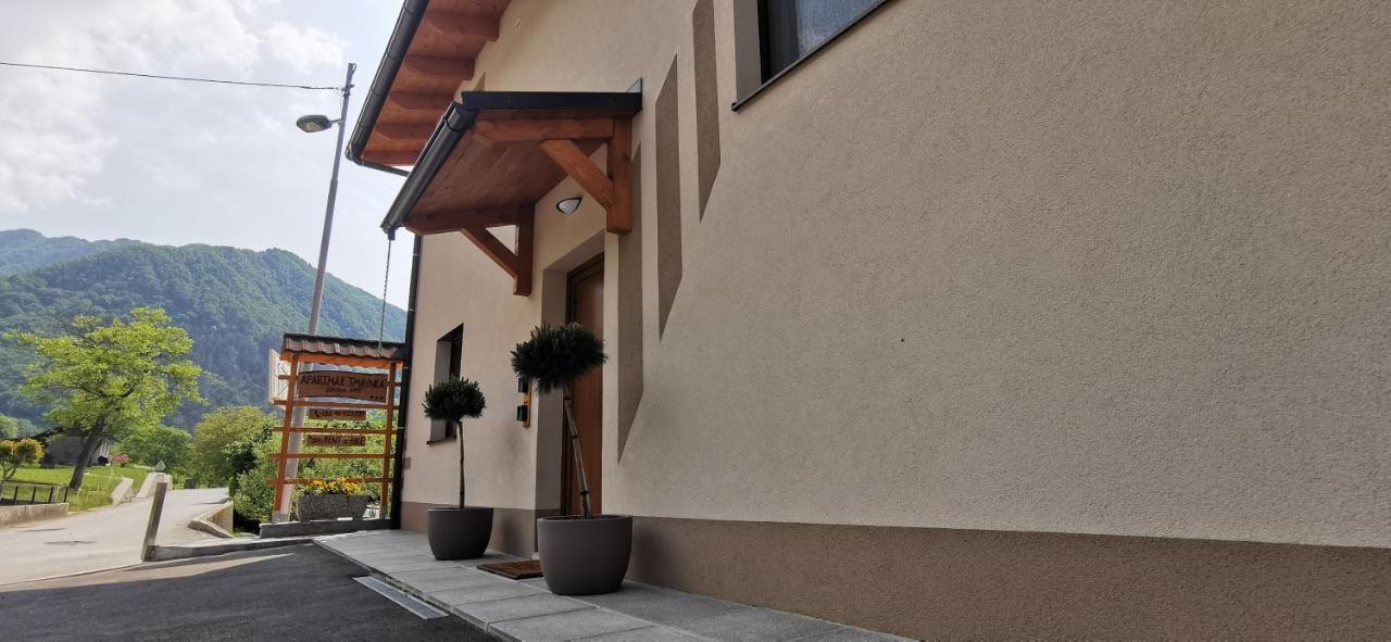 Apartmaji Tmaynka Tolmin Exteriör bild