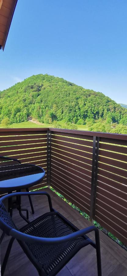 Apartmaji Tmaynka Tolmin Exteriör bild